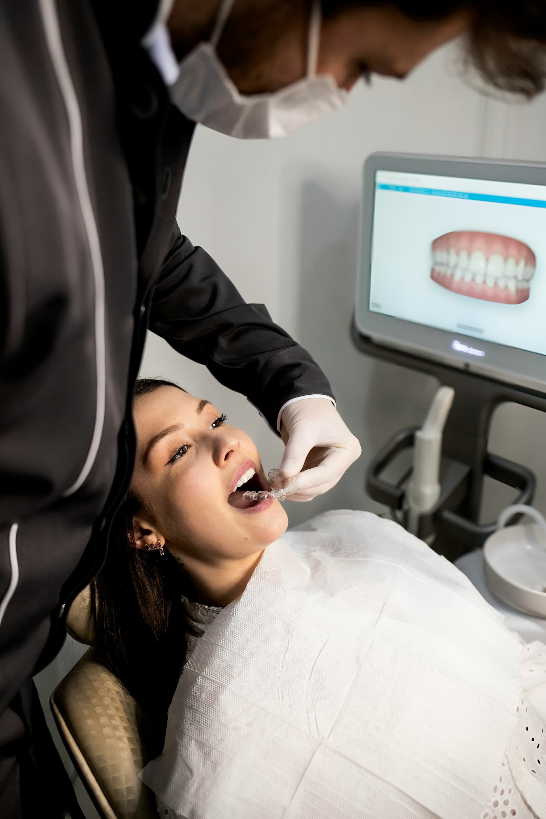 Straighter teeth, without the metal-mouth years